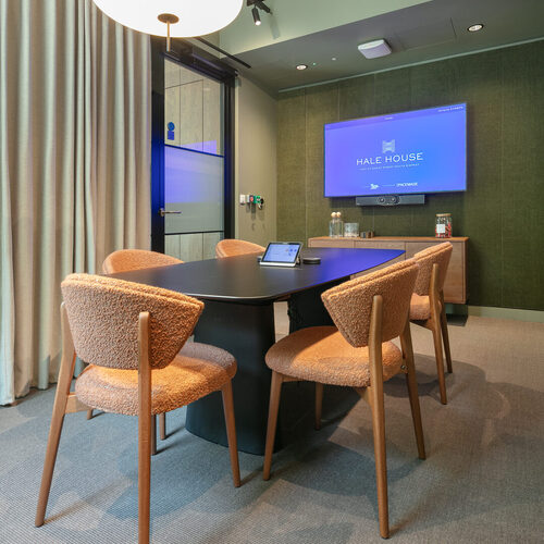 Thumbnail image of meeting_room at 76 Portland Place