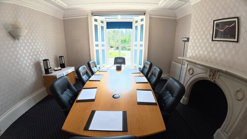 Meeting room at Leigh House 