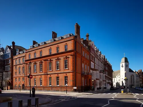 Thumbnail image of Argyll 45 Pont Street
