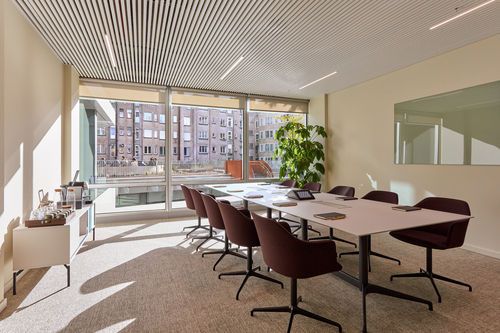 Thumbnail image of meeting_room at The Louise