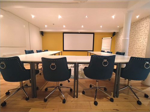 Meeting room for hire in Glasgow in Collabor8te