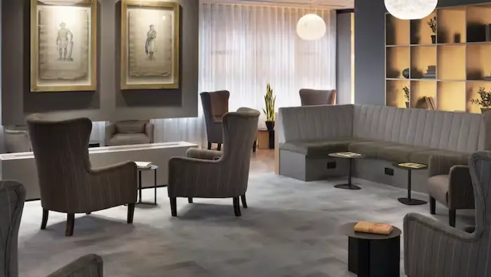 Coworking area and breakout space in Halkin Monument
