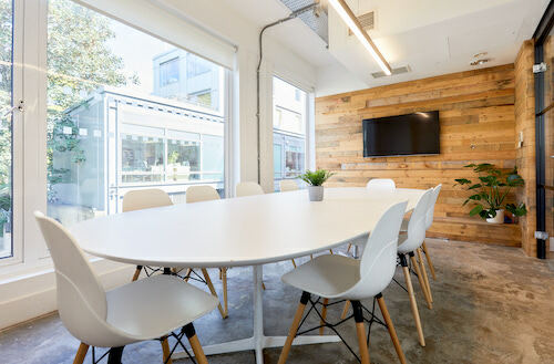 Meeting room for hire in Highbury in WorkShop Coworking Ltd.