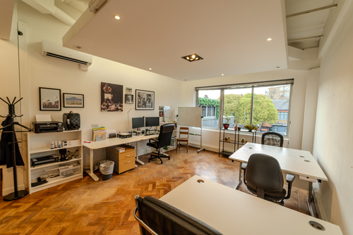 Thumbnail image of desk at Matrix Studios