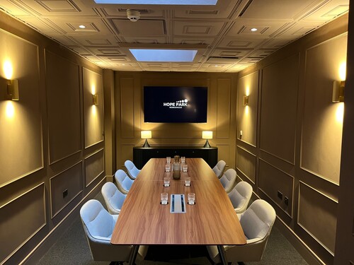 Thumbnail image of meeting_room at City Gateway