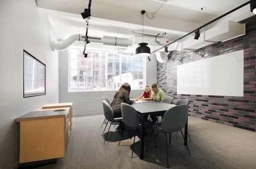 Thumbnail image of meeting_room at Cargo Works