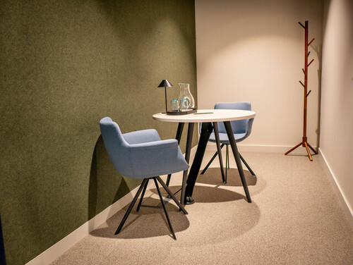 Thumbnail image of meeting_room at One Station Hill