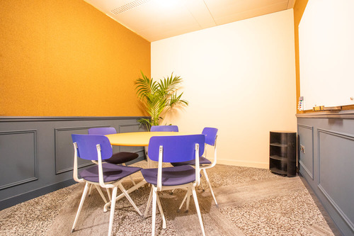 Thumbnail image of meeting_room at beyond Aldgate Tower 