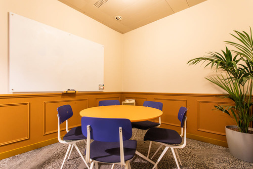 Thumbnail image of meeting_room at beyond Aldgate Tower 