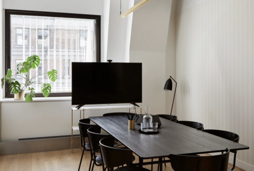 Thumbnail image of meeting_room at LABS House 