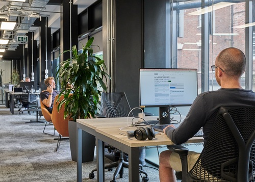 Thumbnail image of desk at Origin Workspace