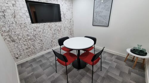 Thumbnail image of meeting_room at Boutique Workplaces Saunders House