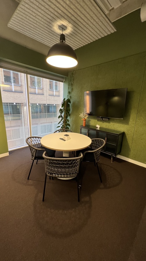 Thumbnail image of meeting_room at X+Why Foundry