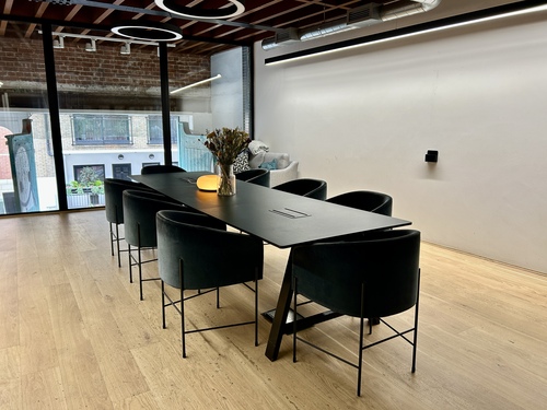 Thumbnail image of meeting_room at Encode Hub