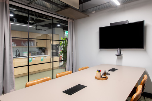 Thumbnail image of meeting_room at Runway East London Bridge