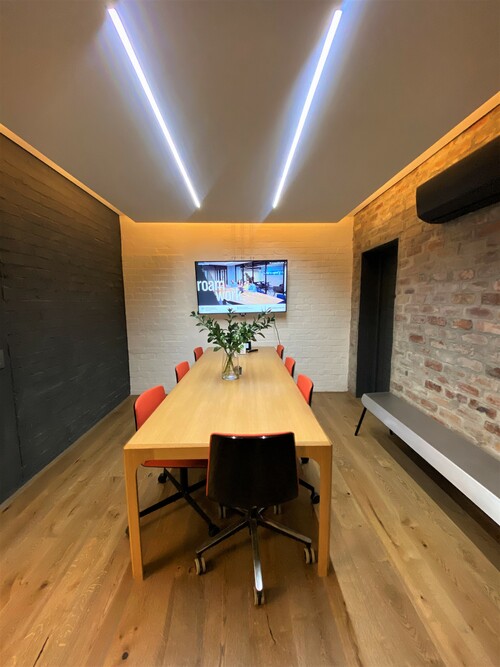 Thumbnail image of meeting_room at Roamwork