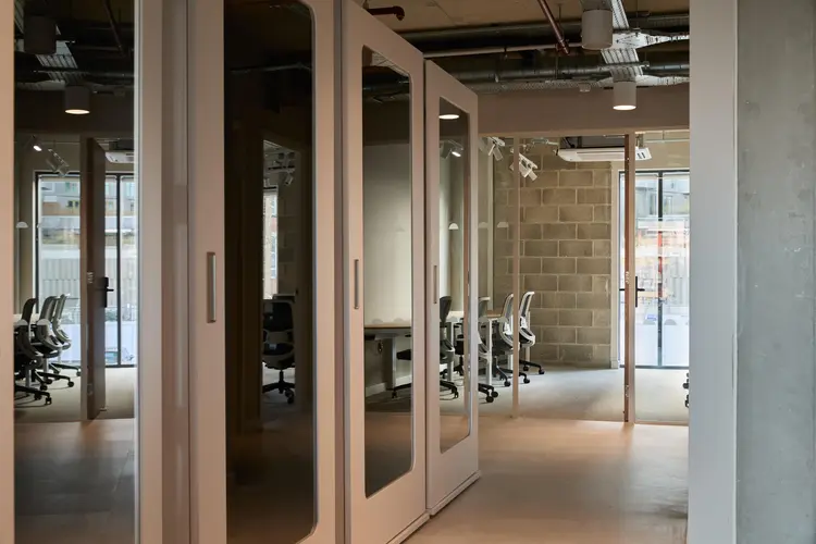  in Arc Club Tottenham