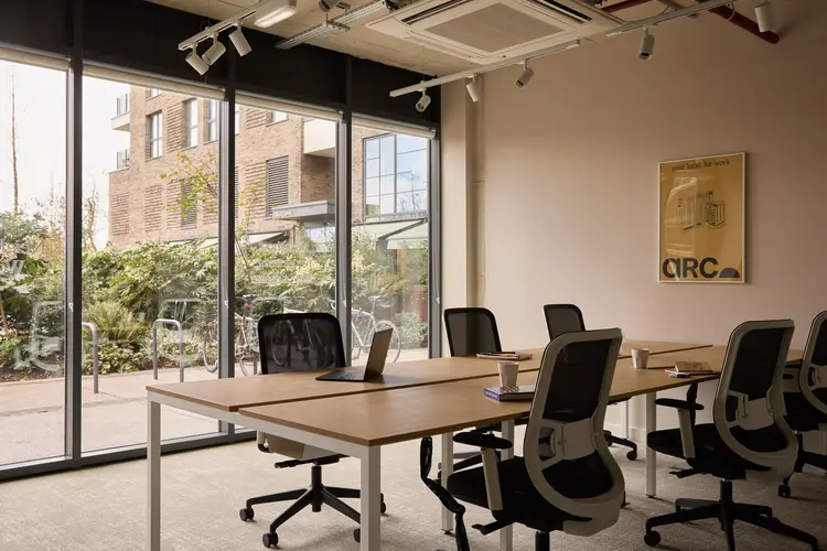  in Arc Club Tottenham