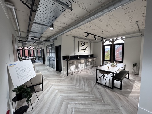 Thumbnail image of desk at 2 Work St. Albions