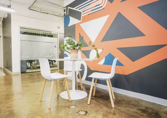 Small breakout space at Society of Work Chattanooga, available to book ondemand through Tally Market 