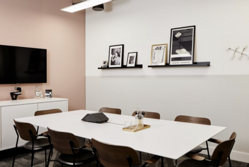 Thumbnail image of meeting_room at LABS Hogarth House