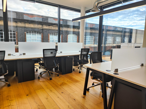 Thumbnail image of private_office at Us&Co Stratford